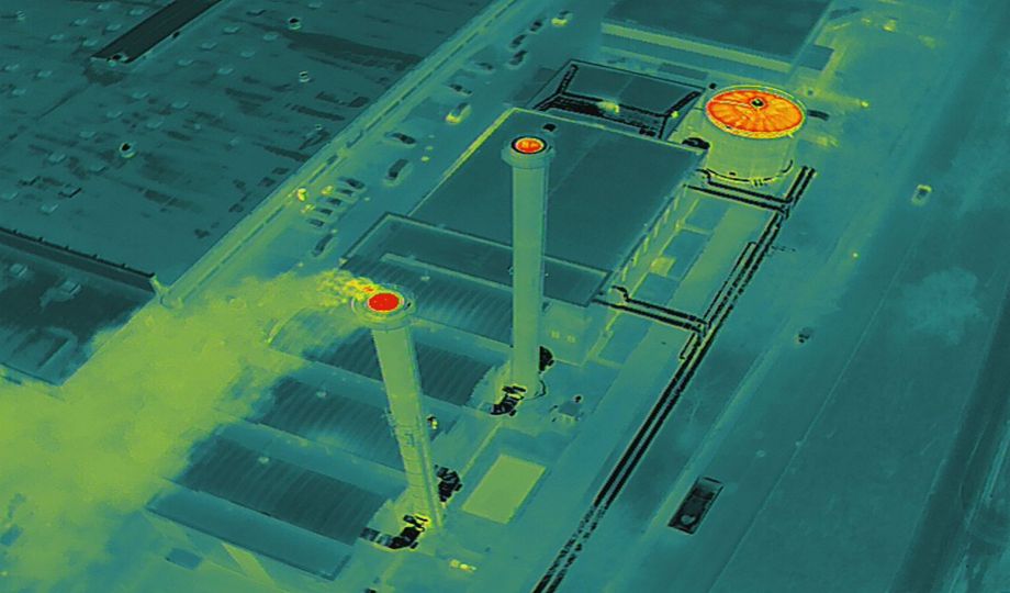 Wärmebild Industrieschornstein